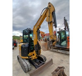 MINIESCAVATORE CAT 302.7