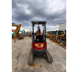 MINIESCAVATORE YANMAR VIO17