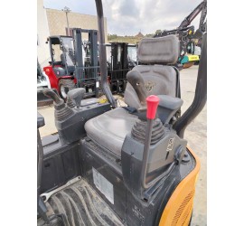 MINIESCAVATORE CASE CX17C
