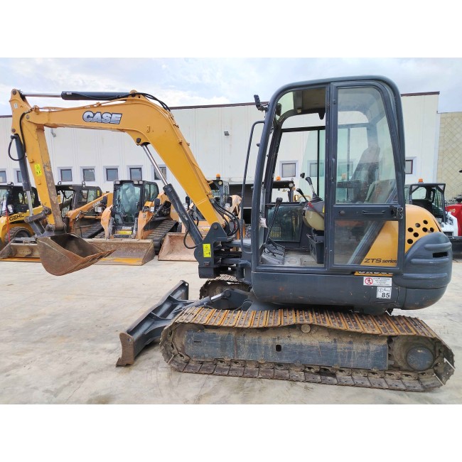 ESCAVATORE CASE CX50B