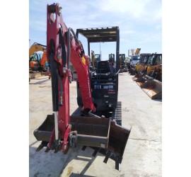MINIESCAVATORE YANMAR SV15