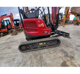 MINIESCAVATORE YANMAR VIO17